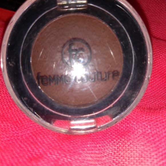 free with bundle* Femme couture eyebrow powder - Picture 3 of 8
